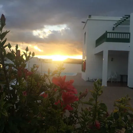 Playa Alhambra 2 *