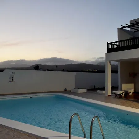 Playa Alhambra 2 Apartment
